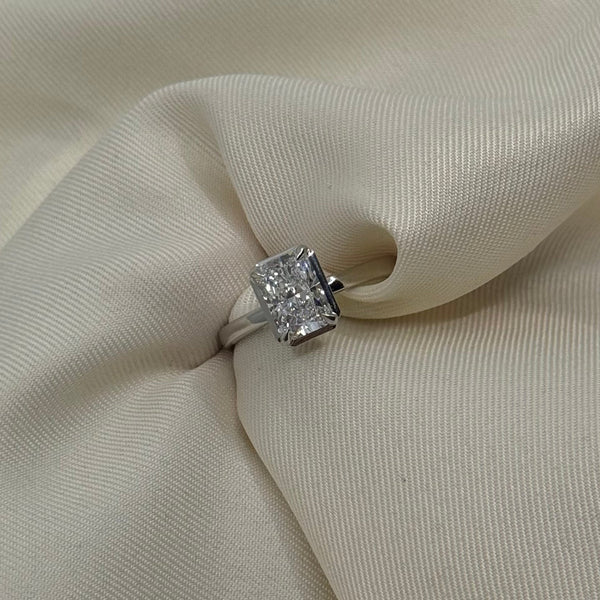 Platinum 1.50ct Radiant Cut LAB Diamond Solitaire With Diamond Halo.