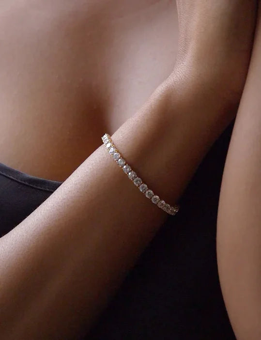 Carat London Gold Vianne Round Prong Tennis Bracelet size Small